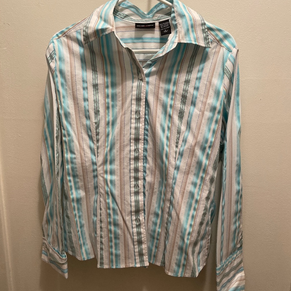New York &Company size Large shirt